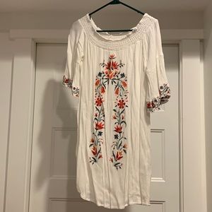 Black Swan Boutique dress Size small.   Worn once!